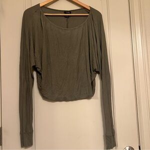 Rue 21 Green Cropped Baggy Long Sleeve Tee